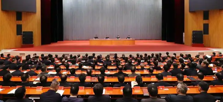河南省委常委会召开会议
