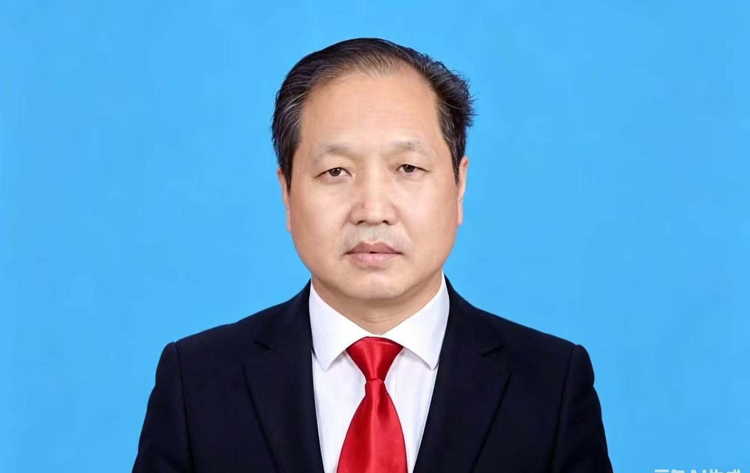 倪申