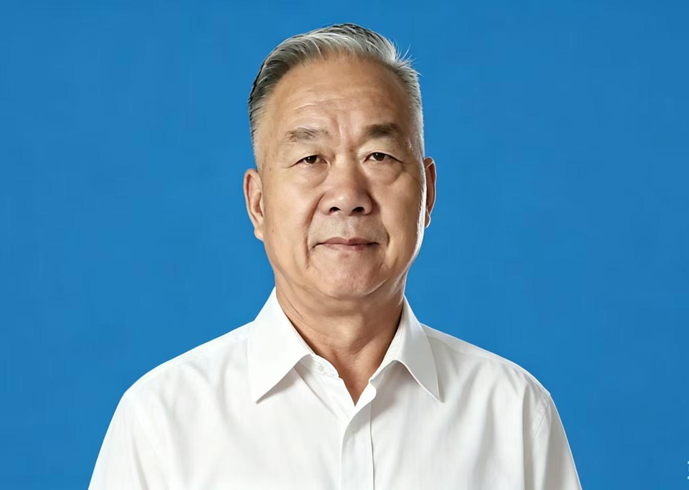 秦伟